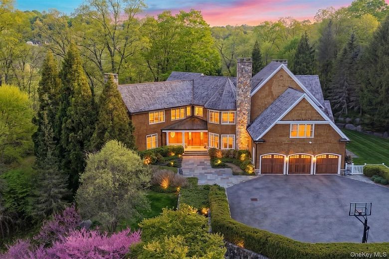 16 Wrights Mill Road