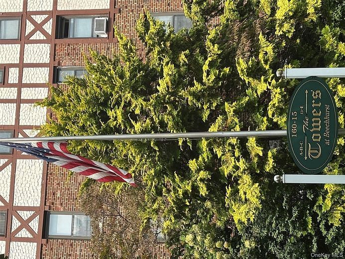 160-15 Powells Cove Boulevard #D302