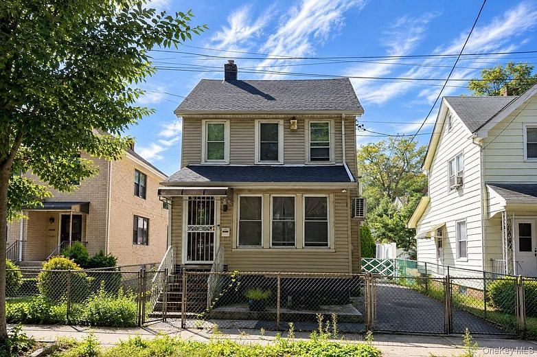 160-30 76th Road