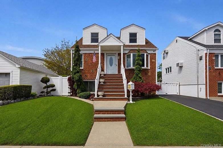 160-44 98th Street