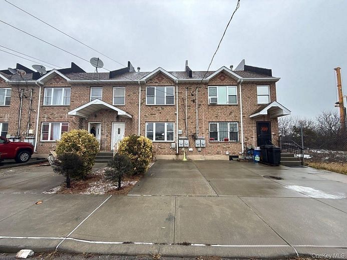 160 Beach 30th Street