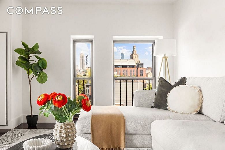 160 Bleecker Street #8GW