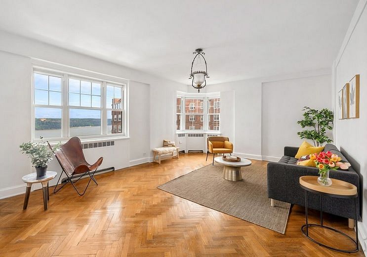 160 Cabrini Boulevard #APT127