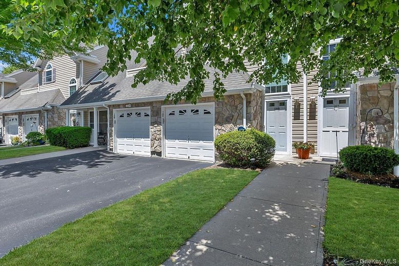 160 Christine Drive