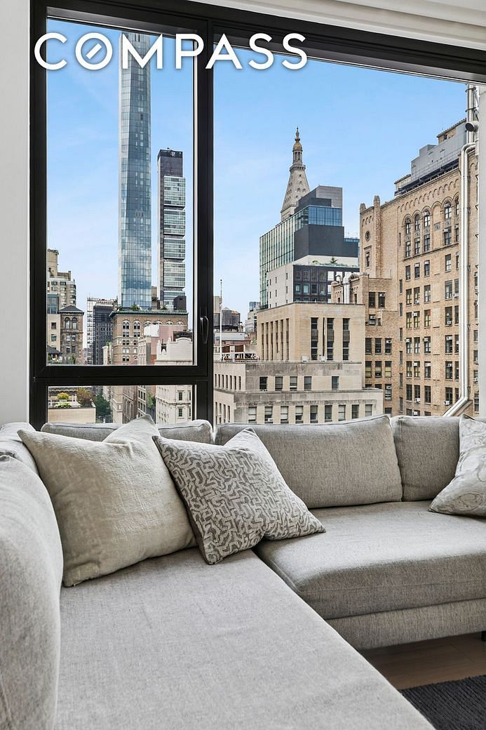 160 East 22nd Street #16A