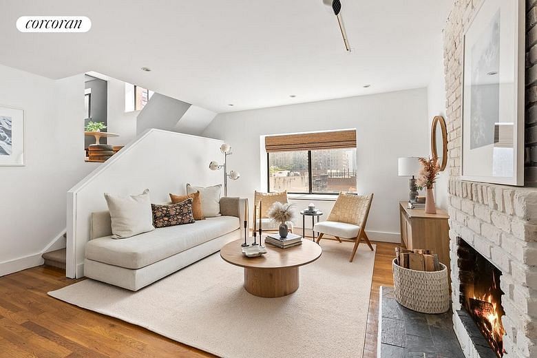 160 East 26th Street #6A