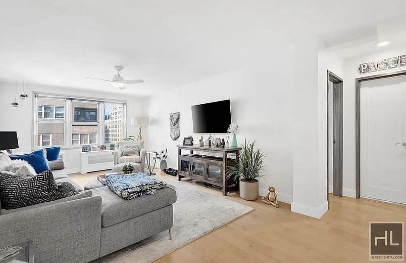 160 East 27th Street #12BA