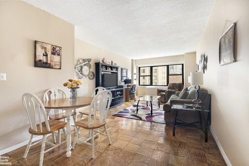 Image 1 of 11 for 160 East 38th Street #11G in Manhattan, New York, NY, 10016