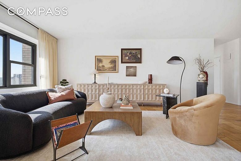 160 East 38th Street #26FG