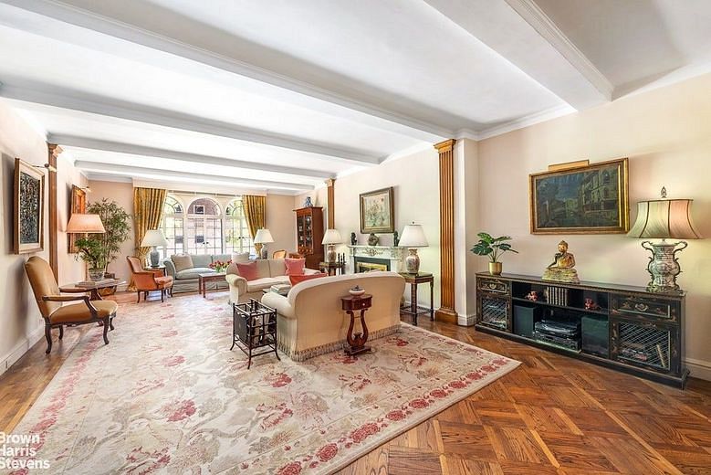160 East 72nd Street #2AB