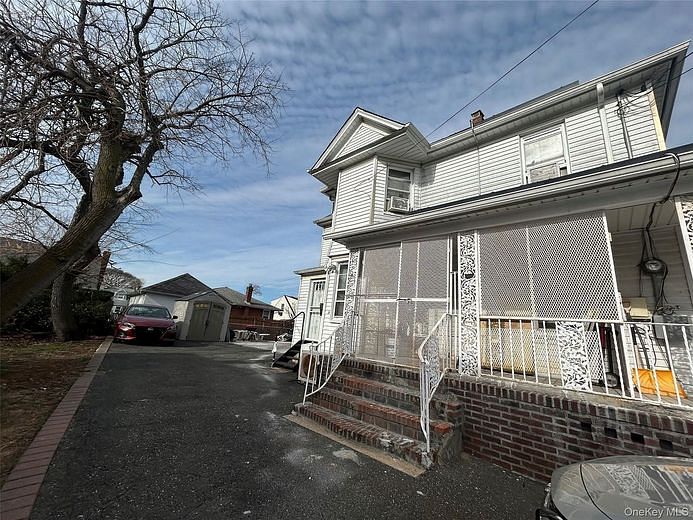 160 N Central Avenue