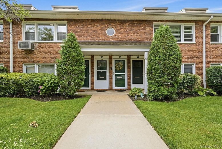 1600 Grand Avenue #P3