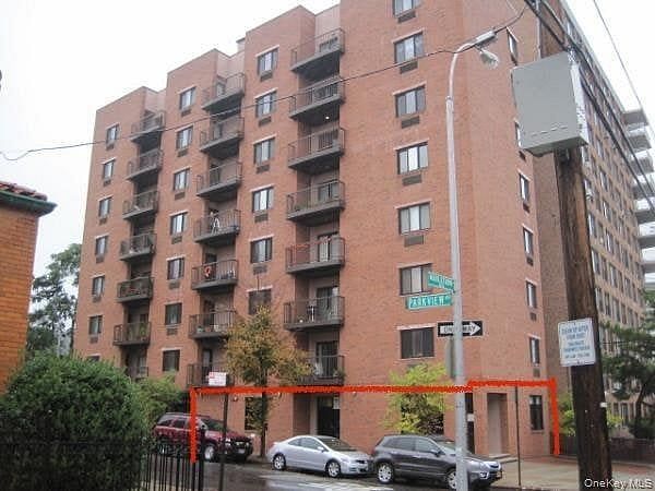 1600 Parkview Avenue #1C