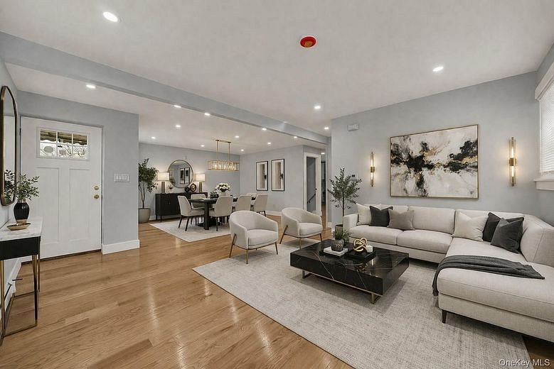 1616 Hammersley Avenue