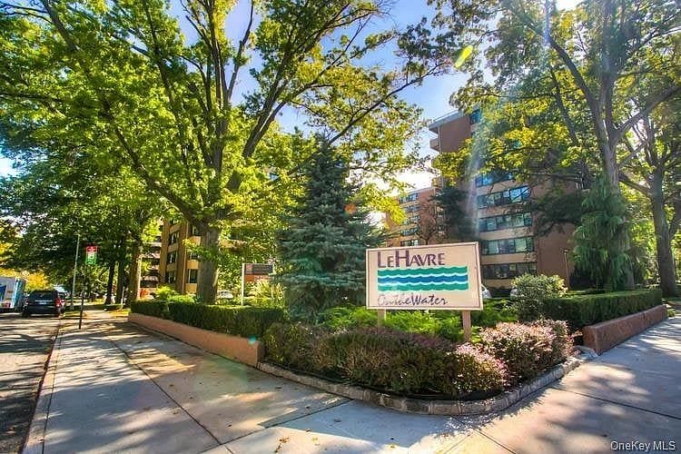 162-30 Powells Cove Boulevard #2C