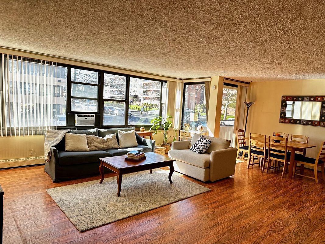 Image 1 of 14 for 162-30 Powells Cove Boulevard #2D in Queens, Beechhurst, NY, 11357