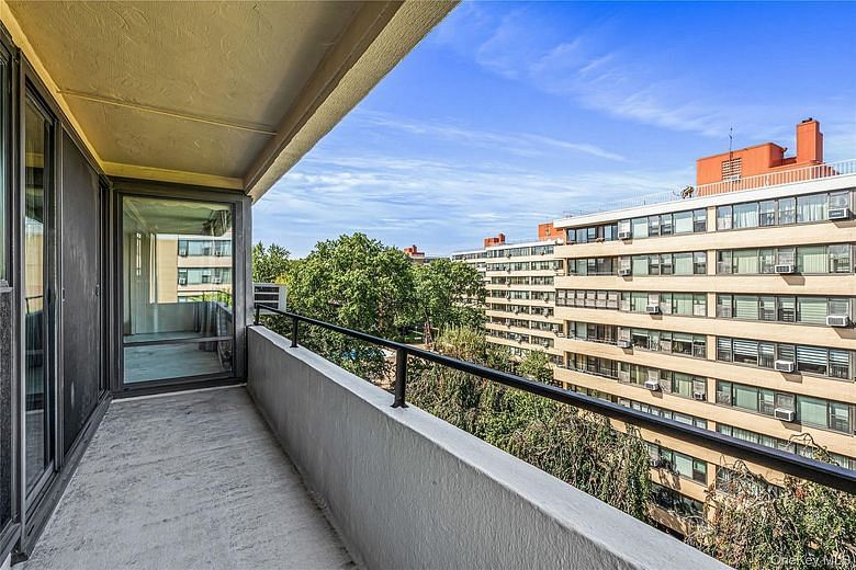 162-40 9th Avenue #8D
