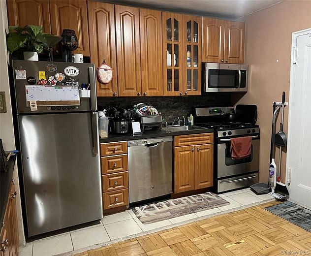 162-41 Powell's Cove Boulevard #1L