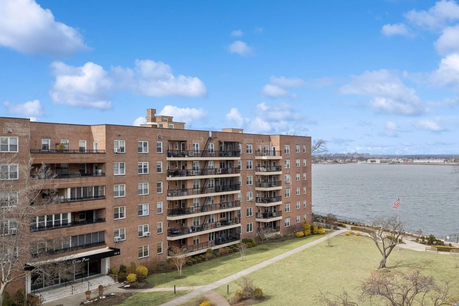 Image 1 of 30 for 162-41 Powells Cove Boulevard #6B in Queens, Beechhurst, NY, 11357