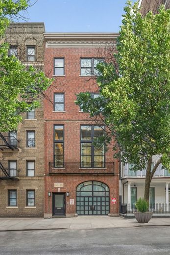 162 East 92nd Street