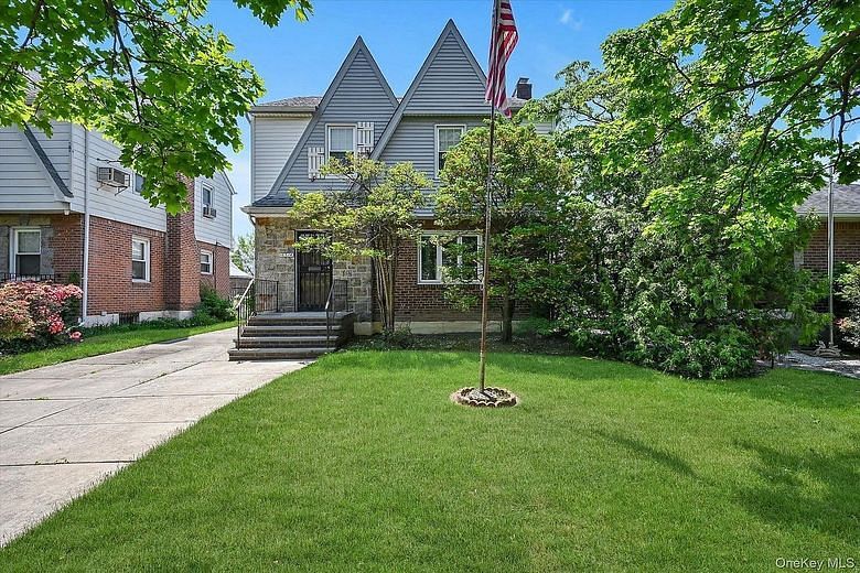 163-14 25th Drive