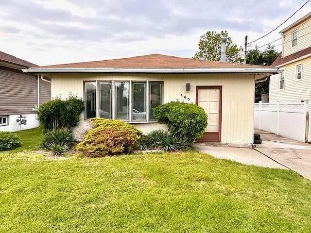 163 Vanderbilt Avenue