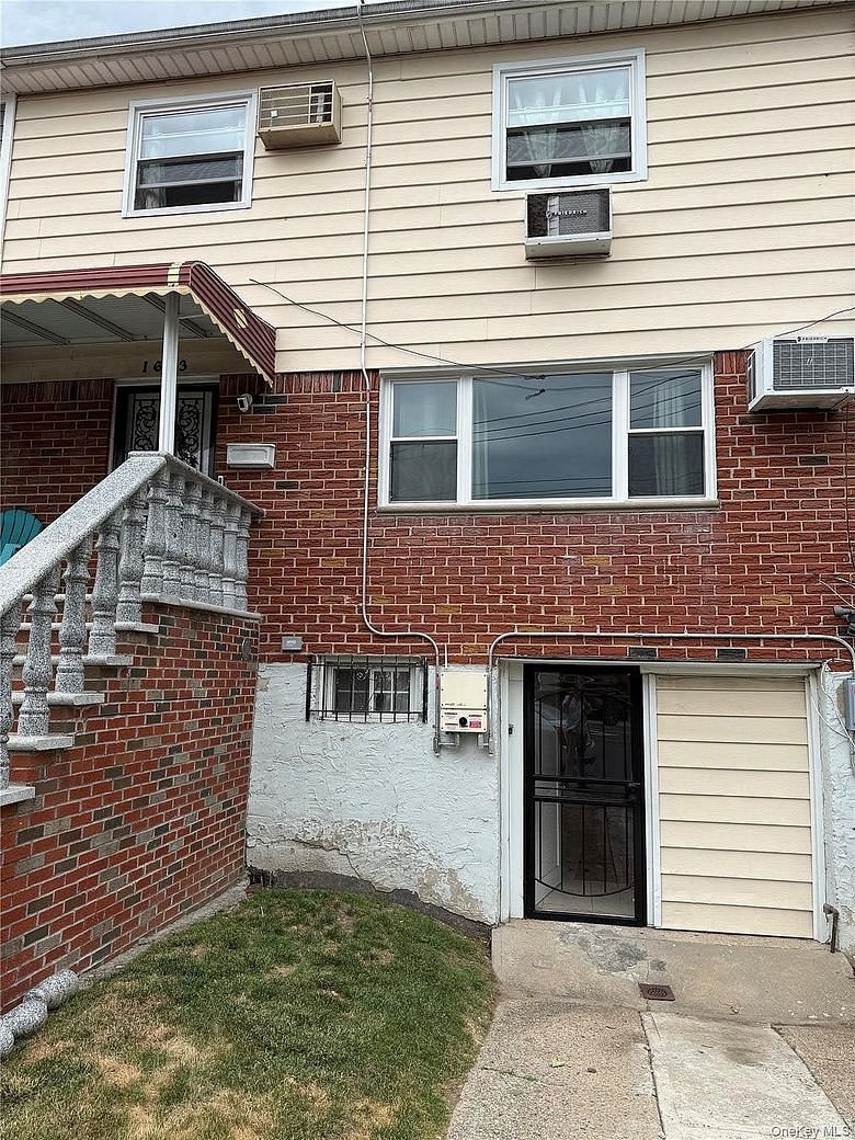 1633 Canarsie Road