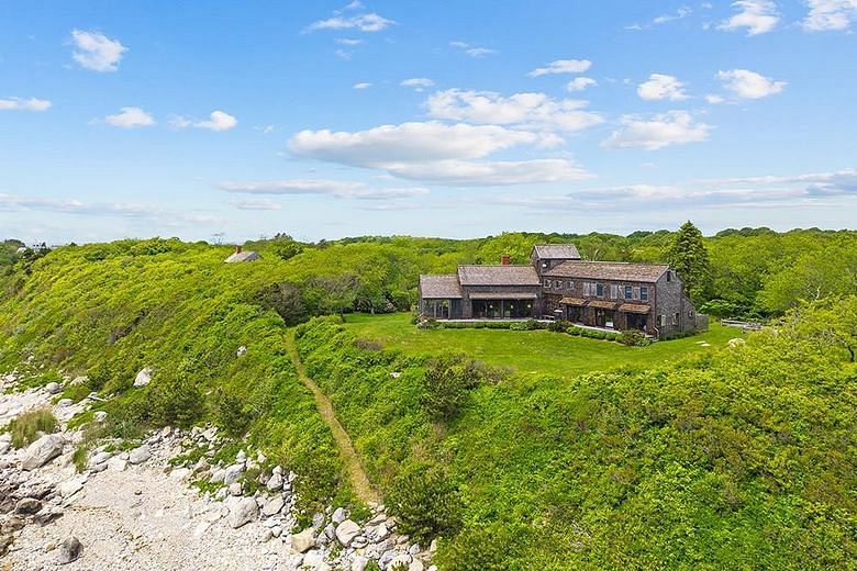 1635 Isabella Beach Road