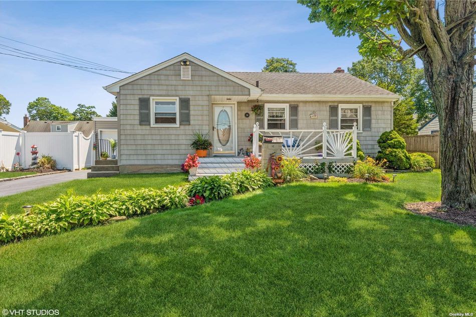 Image 1 of 29 for 34 Joludow Drive in Long Island, Massapequa Park, NY, 11762
