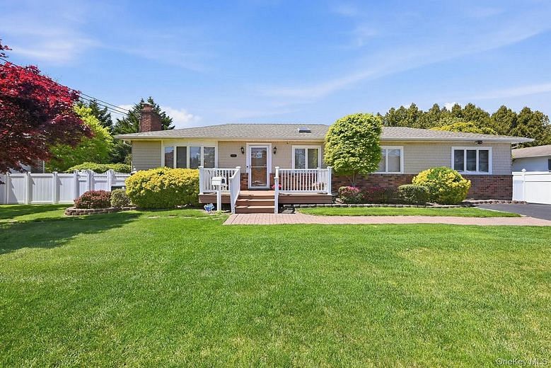 164 Eastwood Avenue