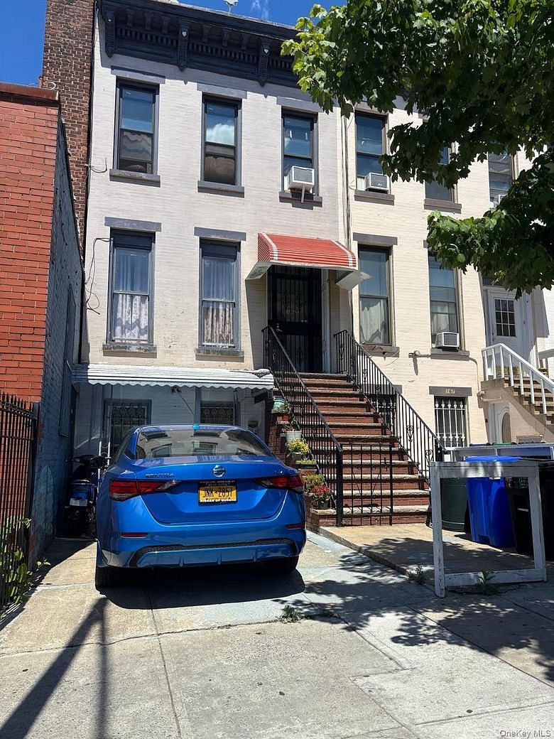 165 17th Street