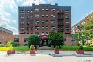 Image 1 of 12 for 165-20 Highland Avenue Ave #105 in Queens, Jamaica Estates, NY, 11432