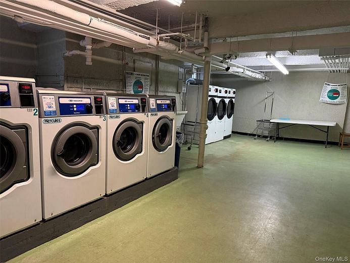 165-20 Highland Avenue Ave #404