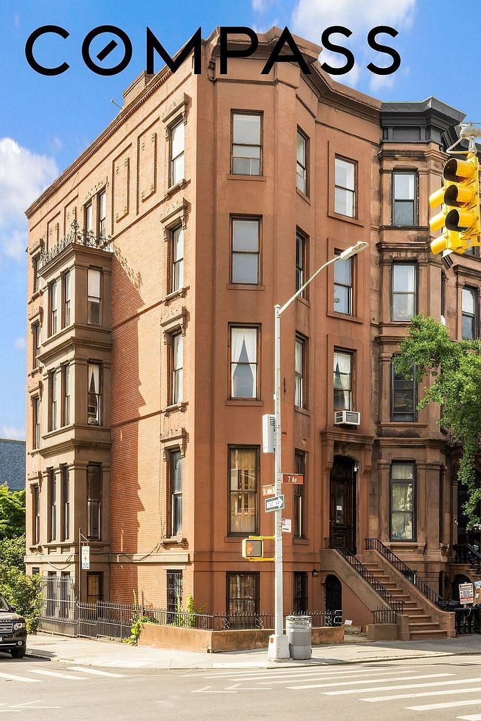 165 Saint Johns Place