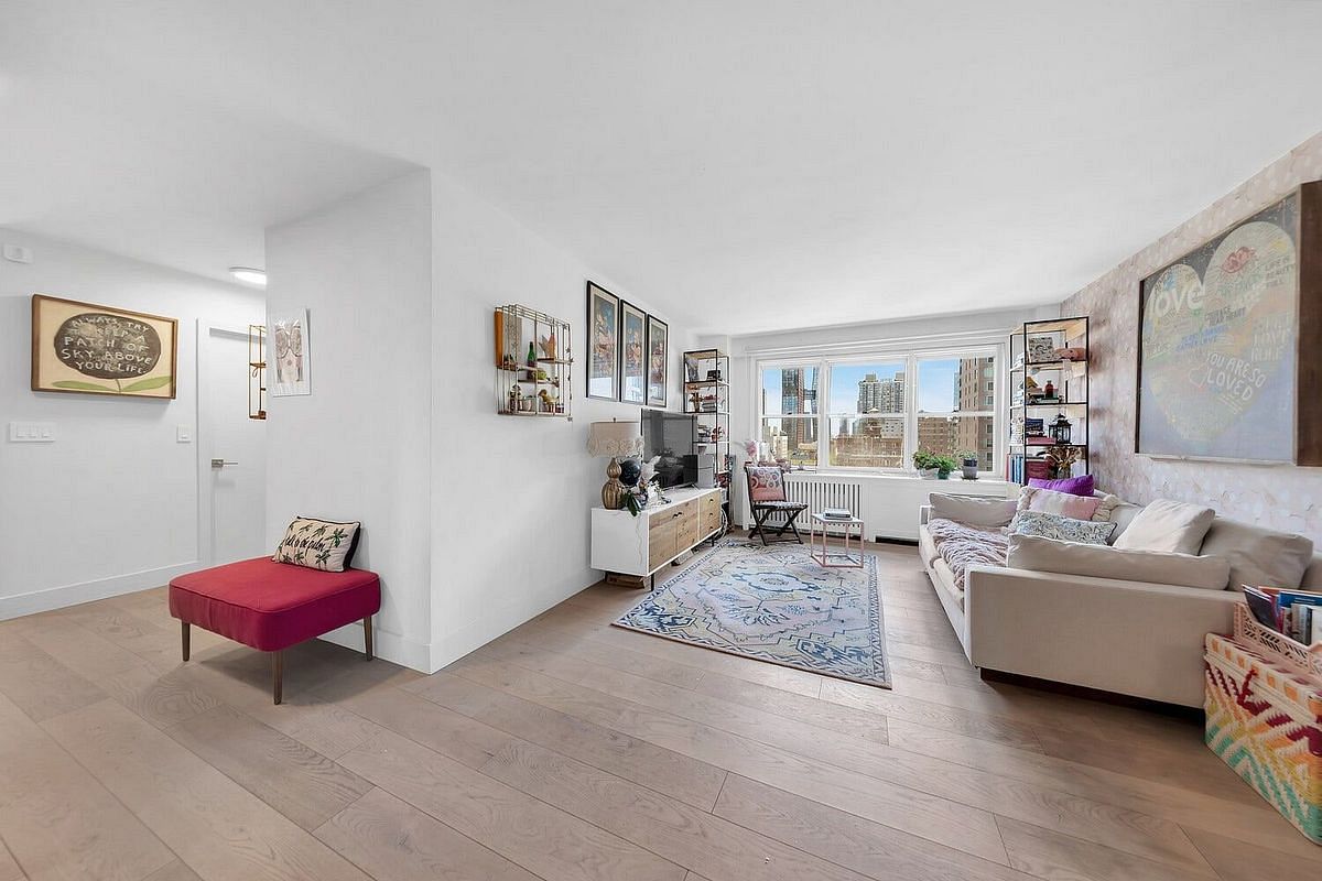 Image 1 of 11 for 166 East 35th Street #12E in Manhattan, New York, NY, 10016