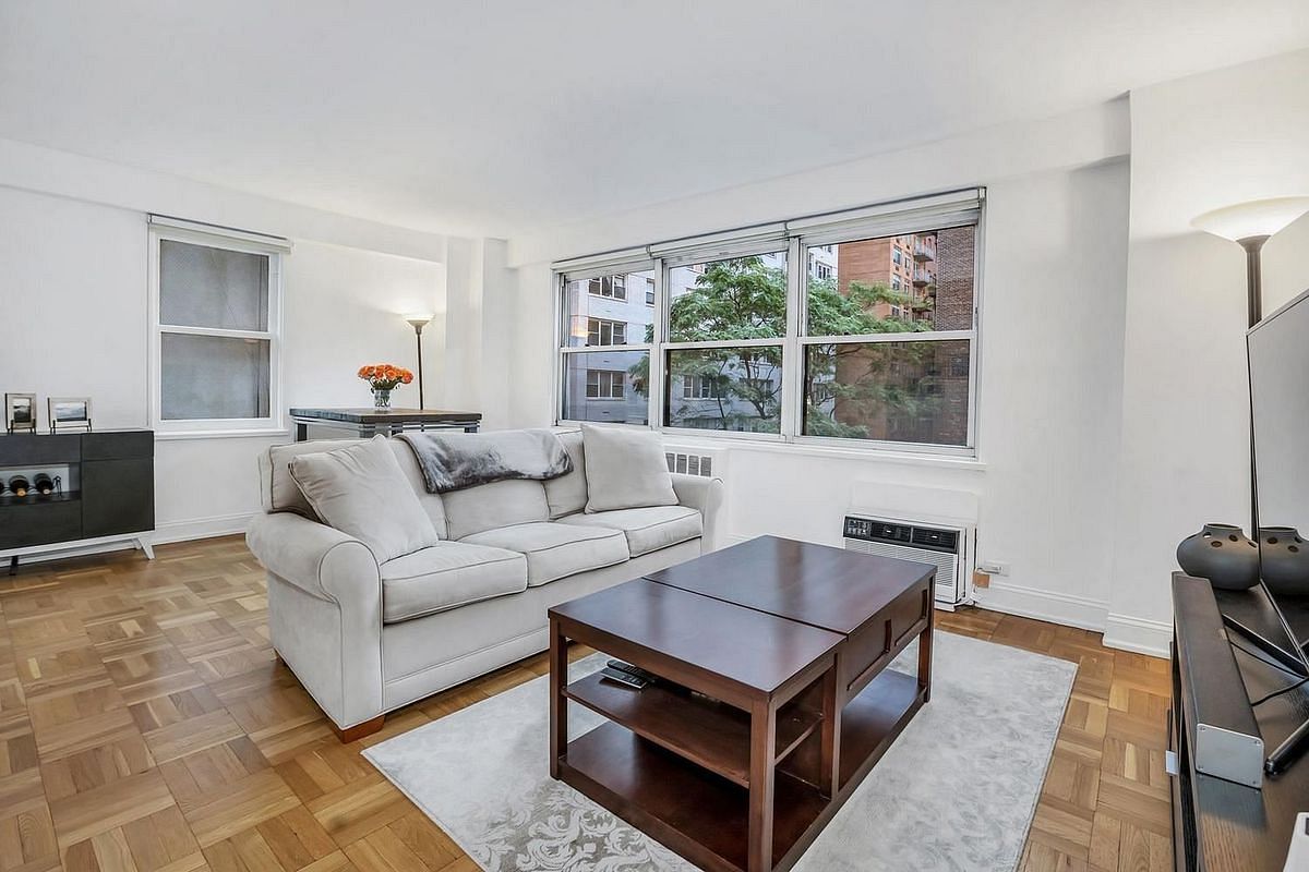 Image 1 of 17 for 166 East 35th Street #5H in Manhattan, New York, NY, 10016