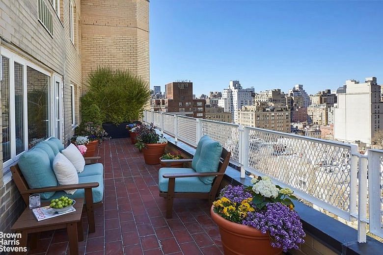 166 East 63rd Street #16C