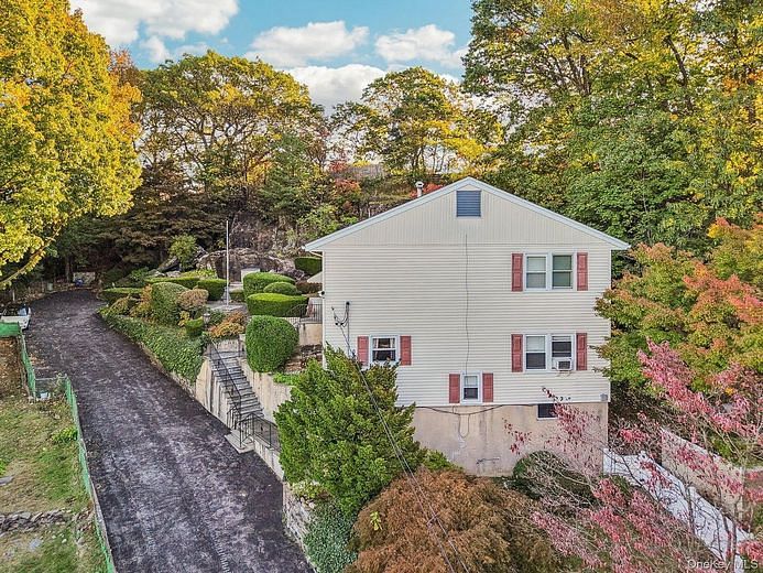 166 Park Hill Ave Yonkers