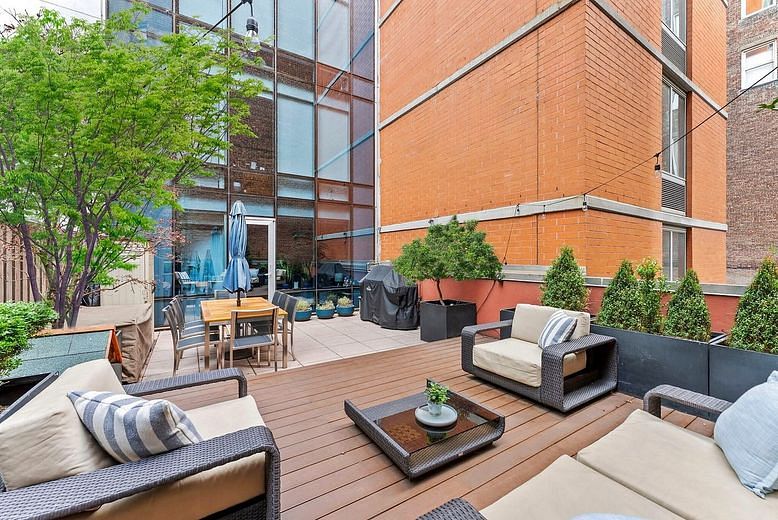 166 West 18th Street #2D