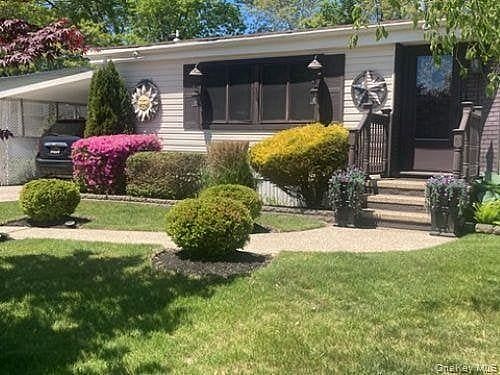 1661 Old Country Rd #383