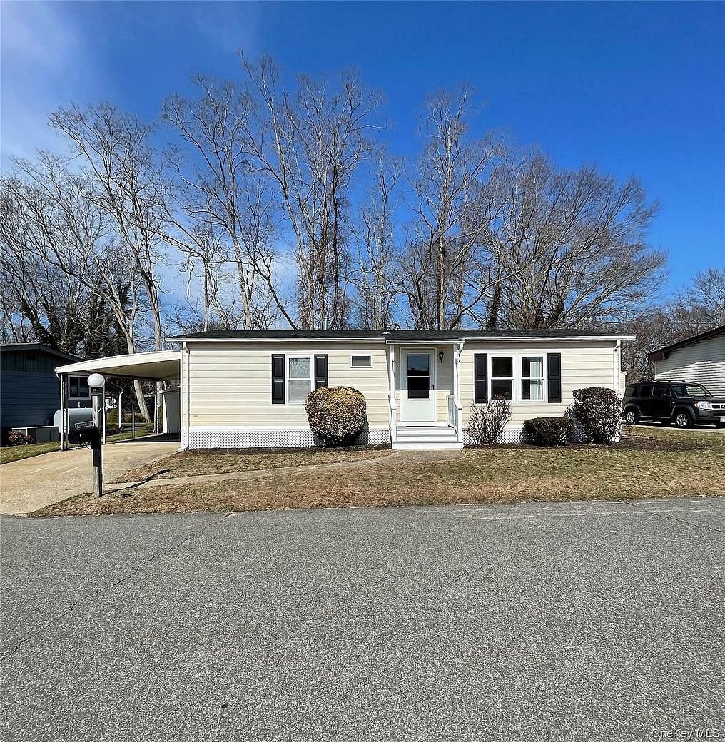 1661 Old Country Road #398