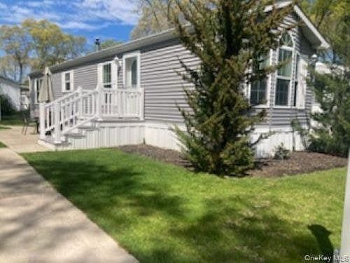 1661 Old Country Road #49