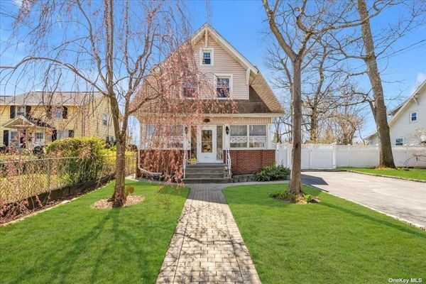 Image 1 of 22 for 167 Rose Street in Long Island, Freeport, NY, 11520