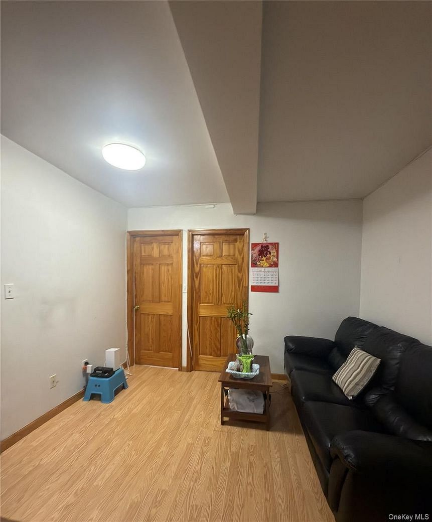 167 Sands Street #406