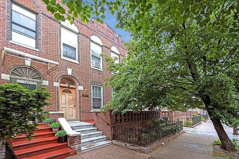 1673 66th Street