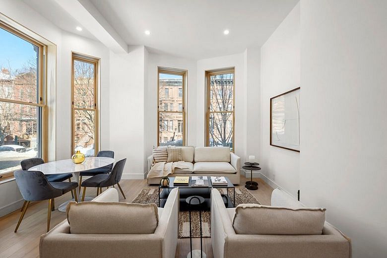 168 Hancock Street #2