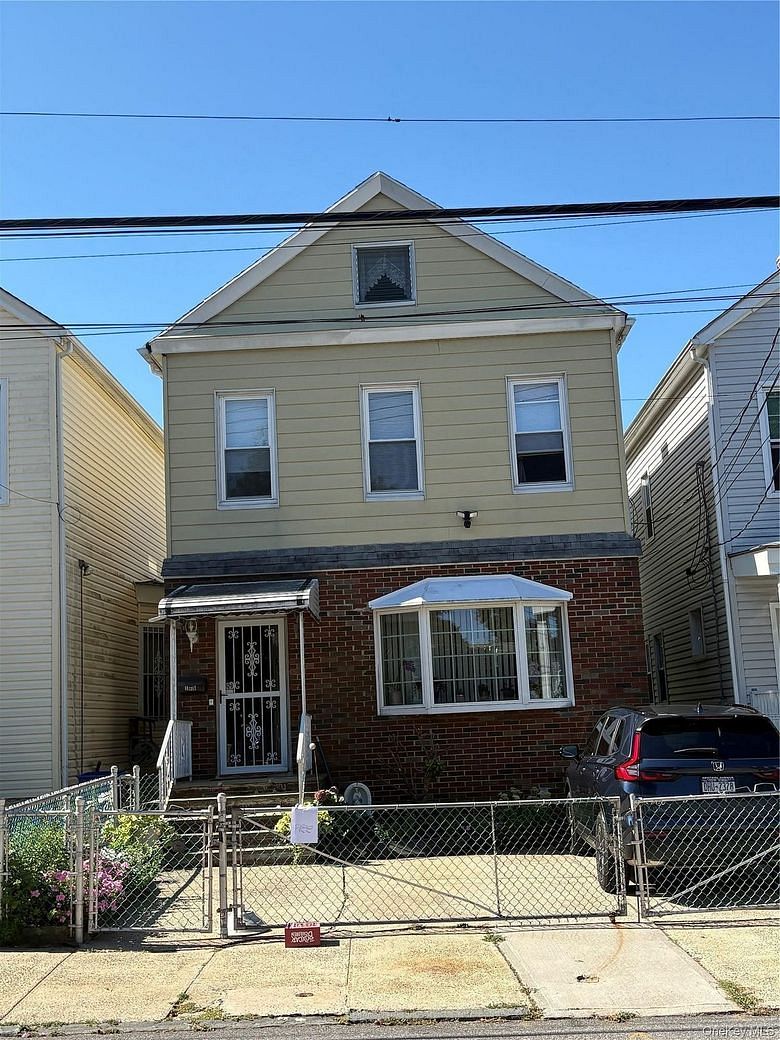 168 Winfred Avenue