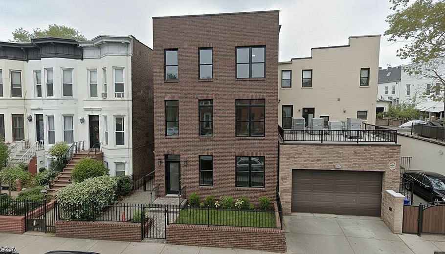 1685 Union Street #1