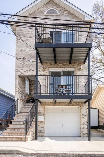 168C Edgewater Park #168C