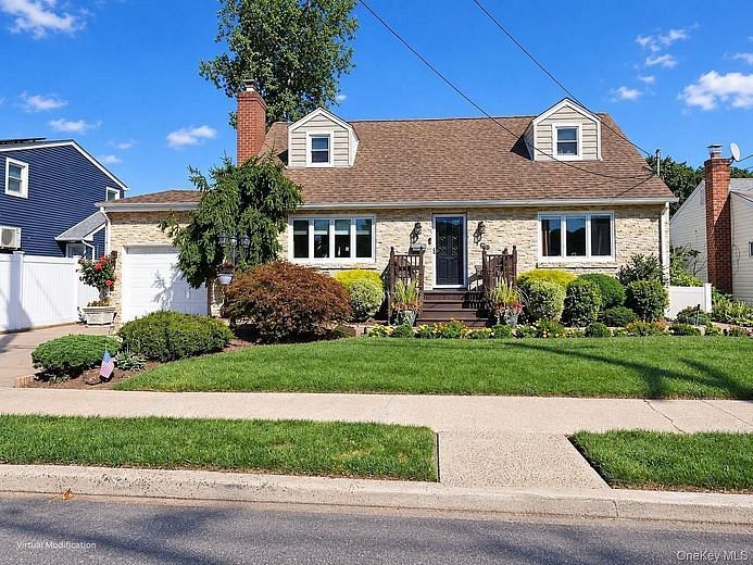 169 Doris Avenue